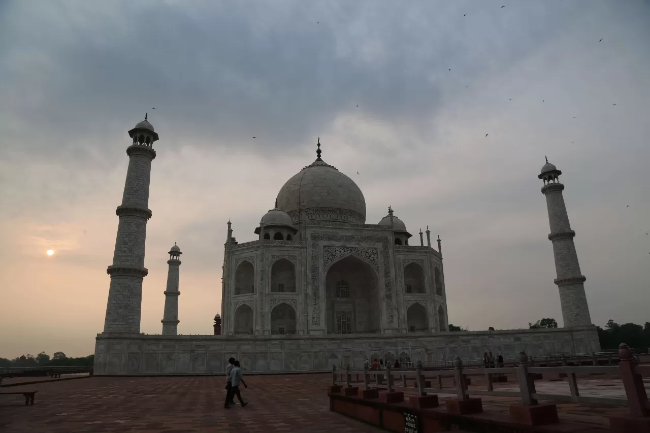 Majestic Taj and Braj - An Agra and Mathura's Tour