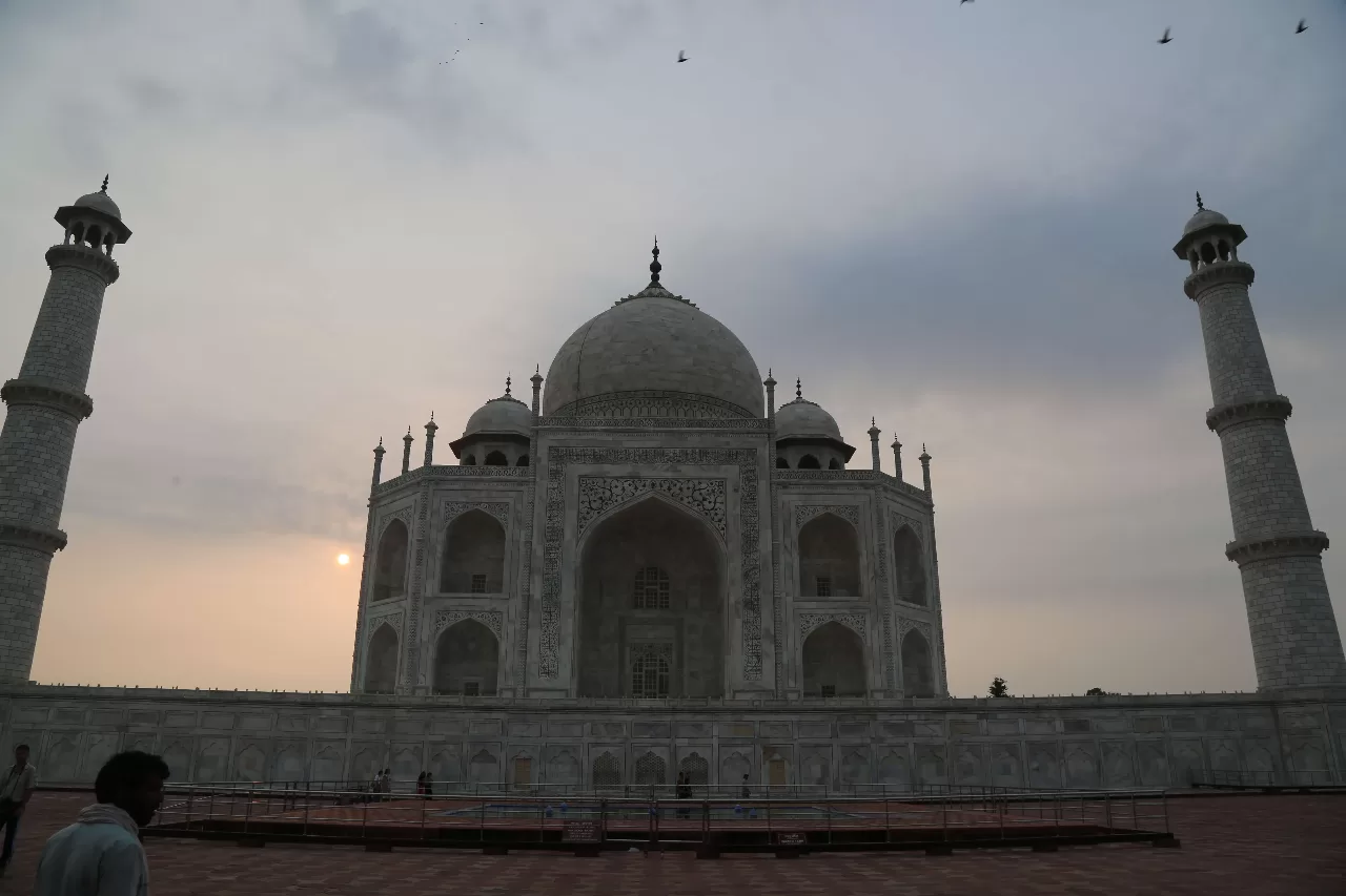 The Majestic Agra's Overnight Tour