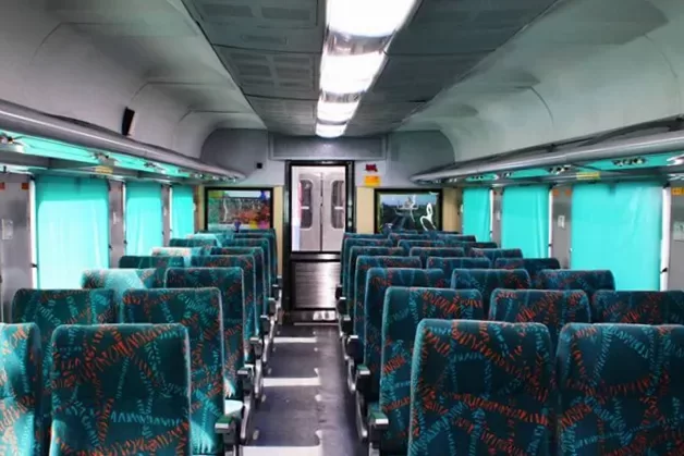 Taj Mahal Tour by Super Fast Train