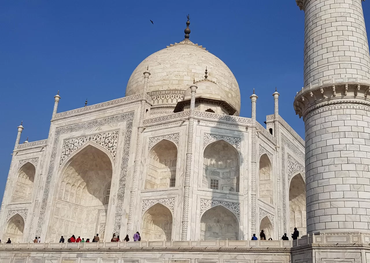 TAJ MAHAL & AGRA FORT DAY TOUR BY PRIVATE CAR